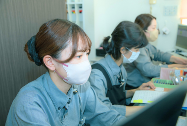諫早市小野町　たなか歯科医院　歯科技工士